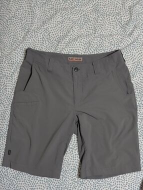 5.11 Tactical Base 11" Short Charcoal
